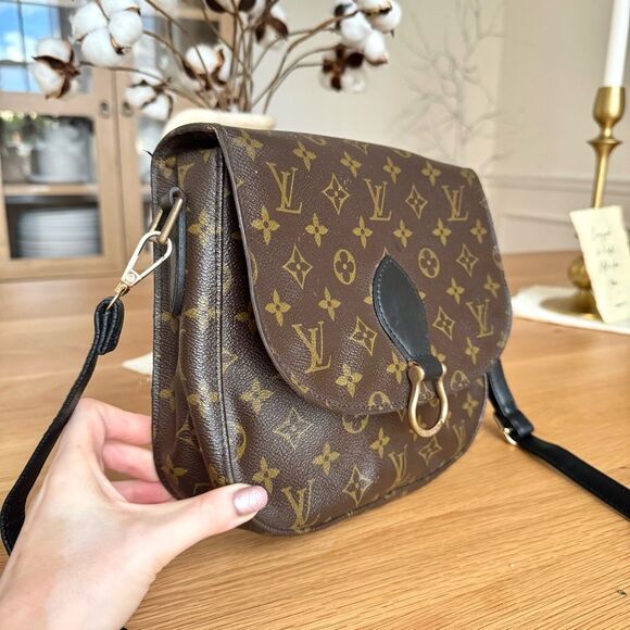 ✅AUTHENTIC✅LOUIS VUITTON SAINT CLOUD MM - Picture 5 of 16
